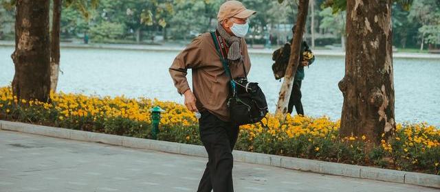 时间线摘录：杨鹤通现身说法：李菁当年评郭德纲，他算对上了
