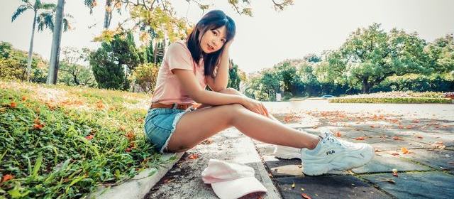 时间线摘录:蔡卓妍首谈巴黎求婚:哭到眼泪发黑,生娃只回顺其自然